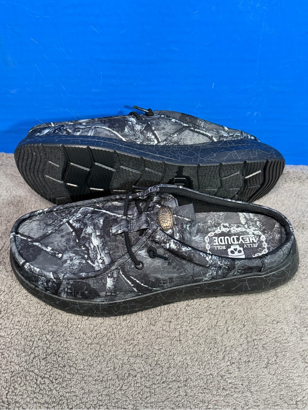 Hey dude Wally x Jelly Roll x Realtree 
Brand new - Picture 7 of 9